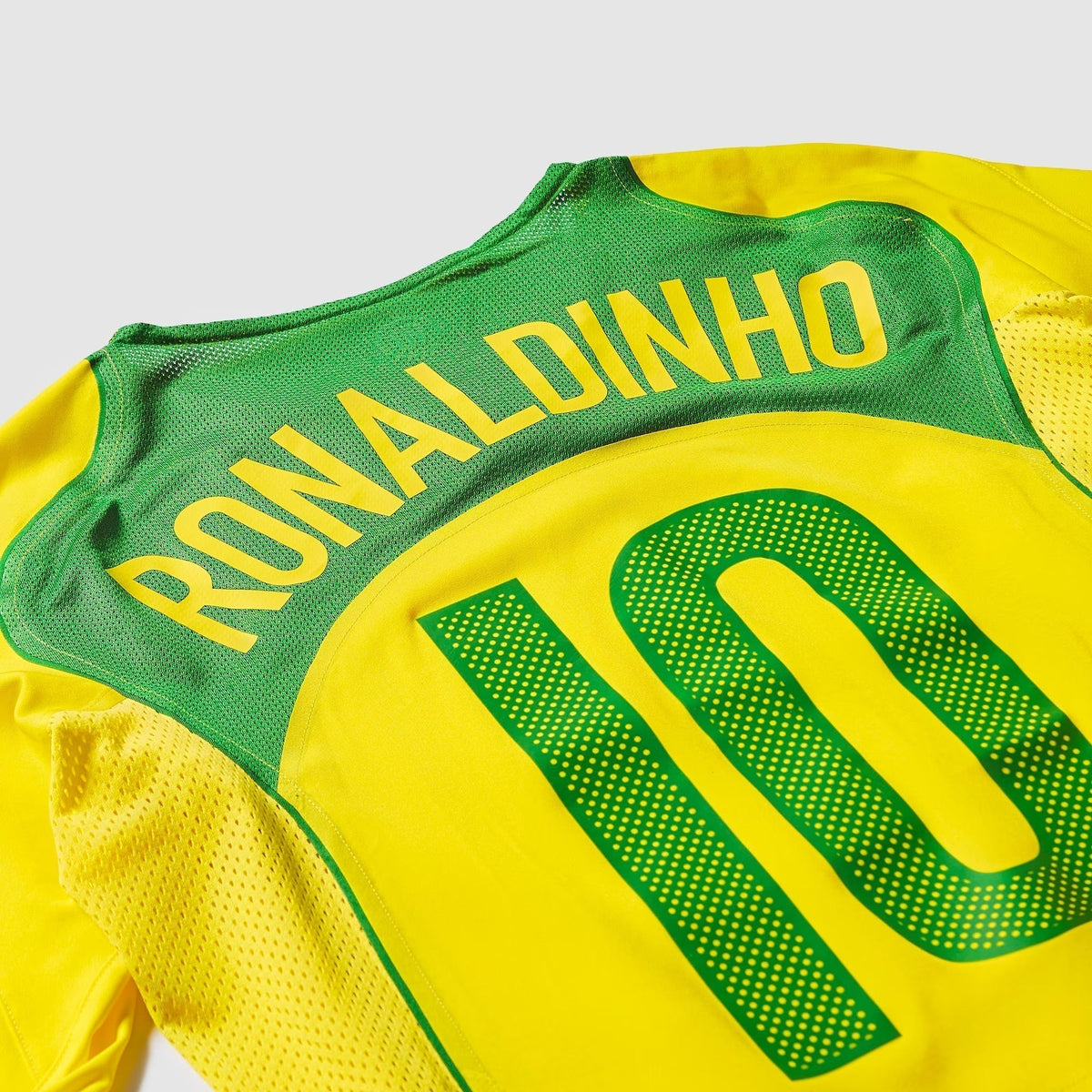 Brazil 2004 Retro Men's Fan Jersey