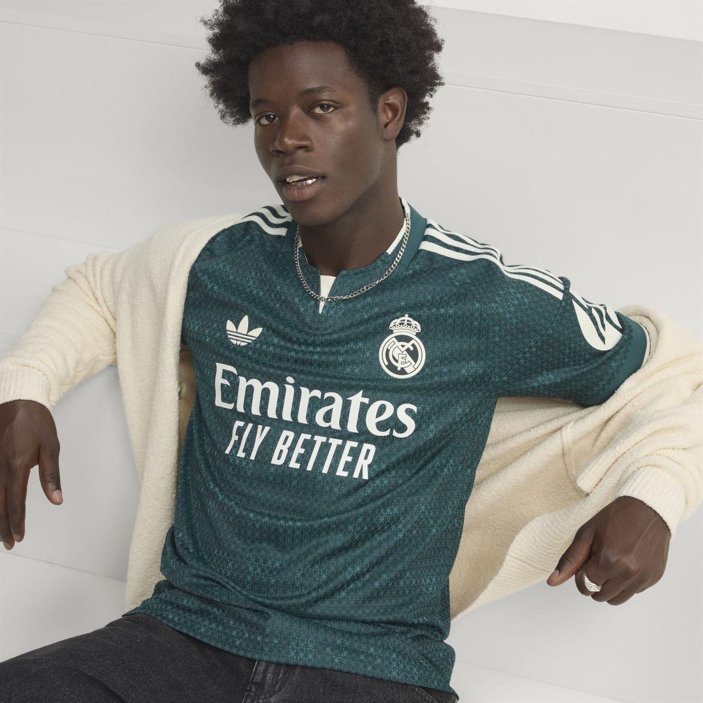 Real Madrid 2026/27 Away Men's Player Jersey - View 5