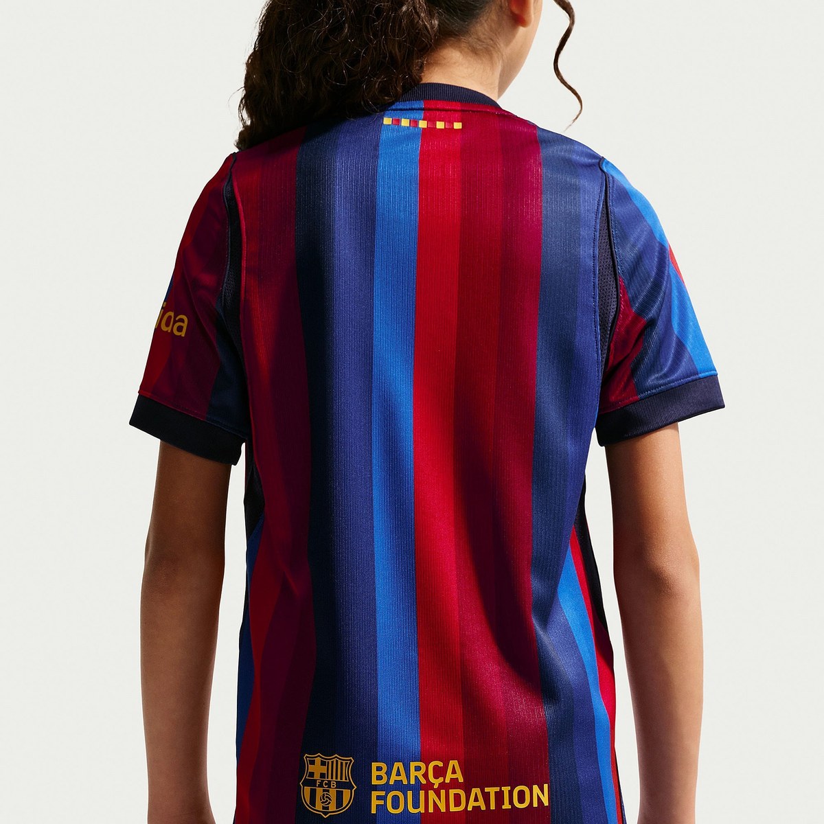 Barcelona 2026/27 Home Kids Kit — View 4