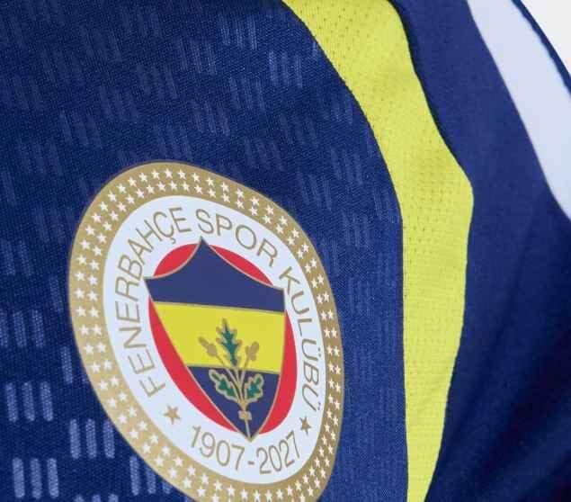 Fenerbahce 26/27 Training Jersey - centenary crest detail