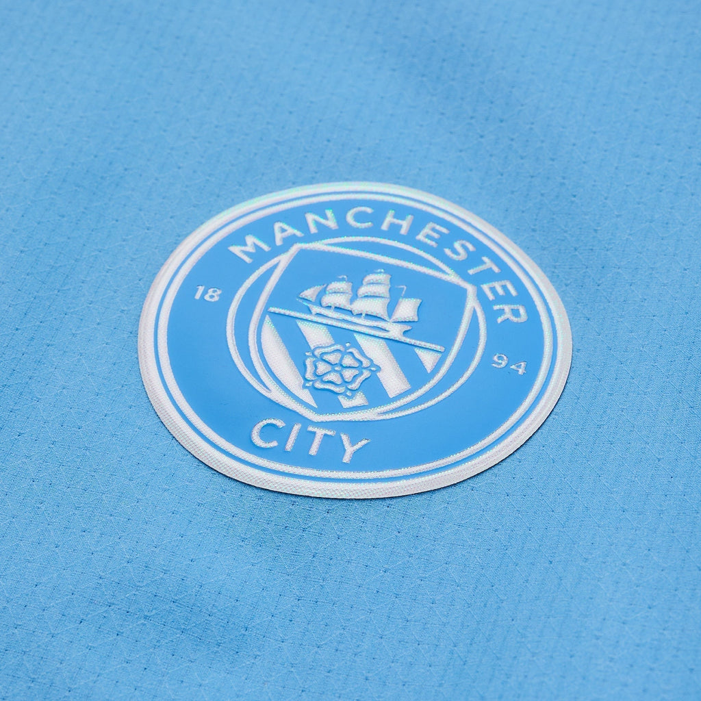 Manchester City 26/27 Home Long Sleeve Player Jersey - crest detail