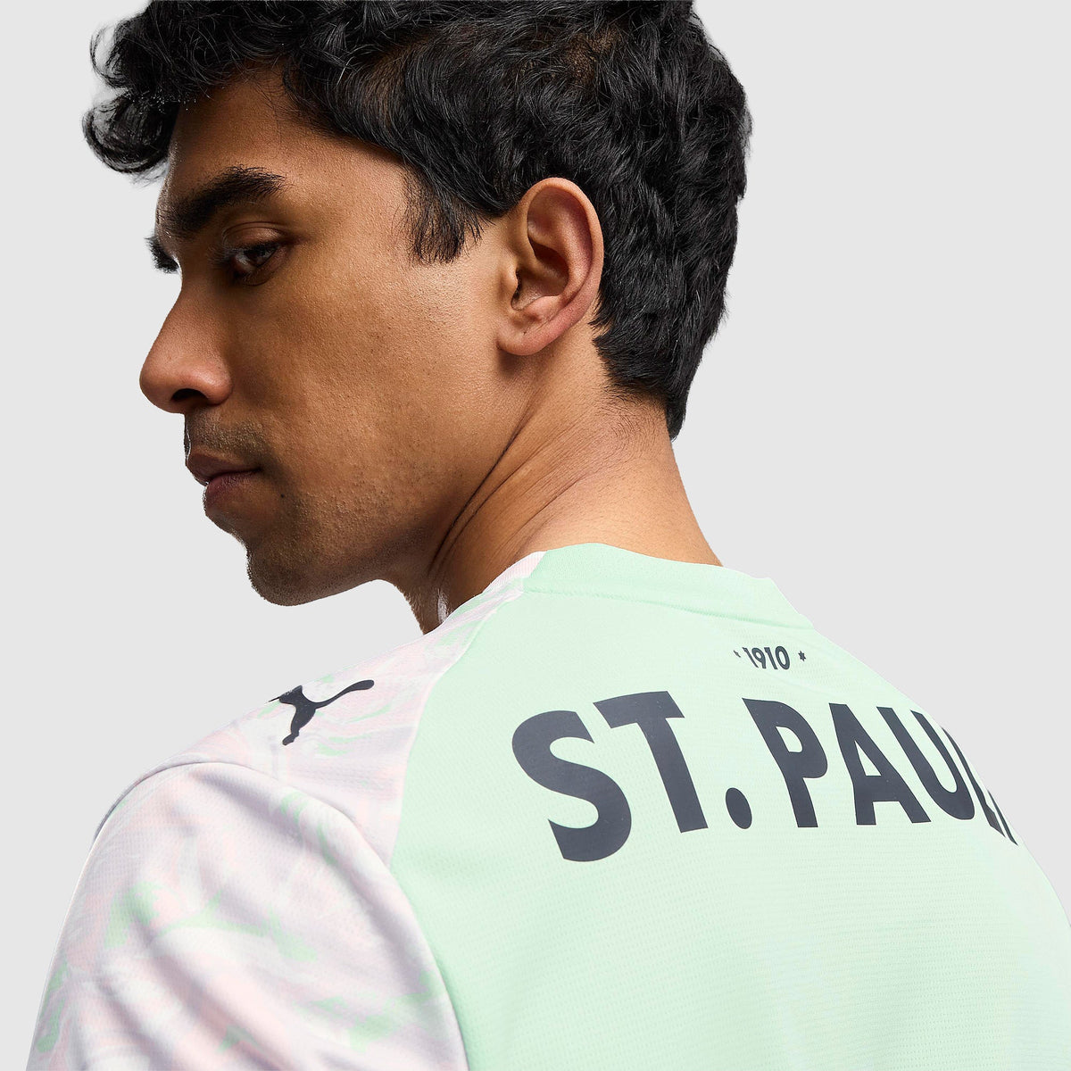 Tercera equipación del St. Pauli 26/27 - Versión aficionado