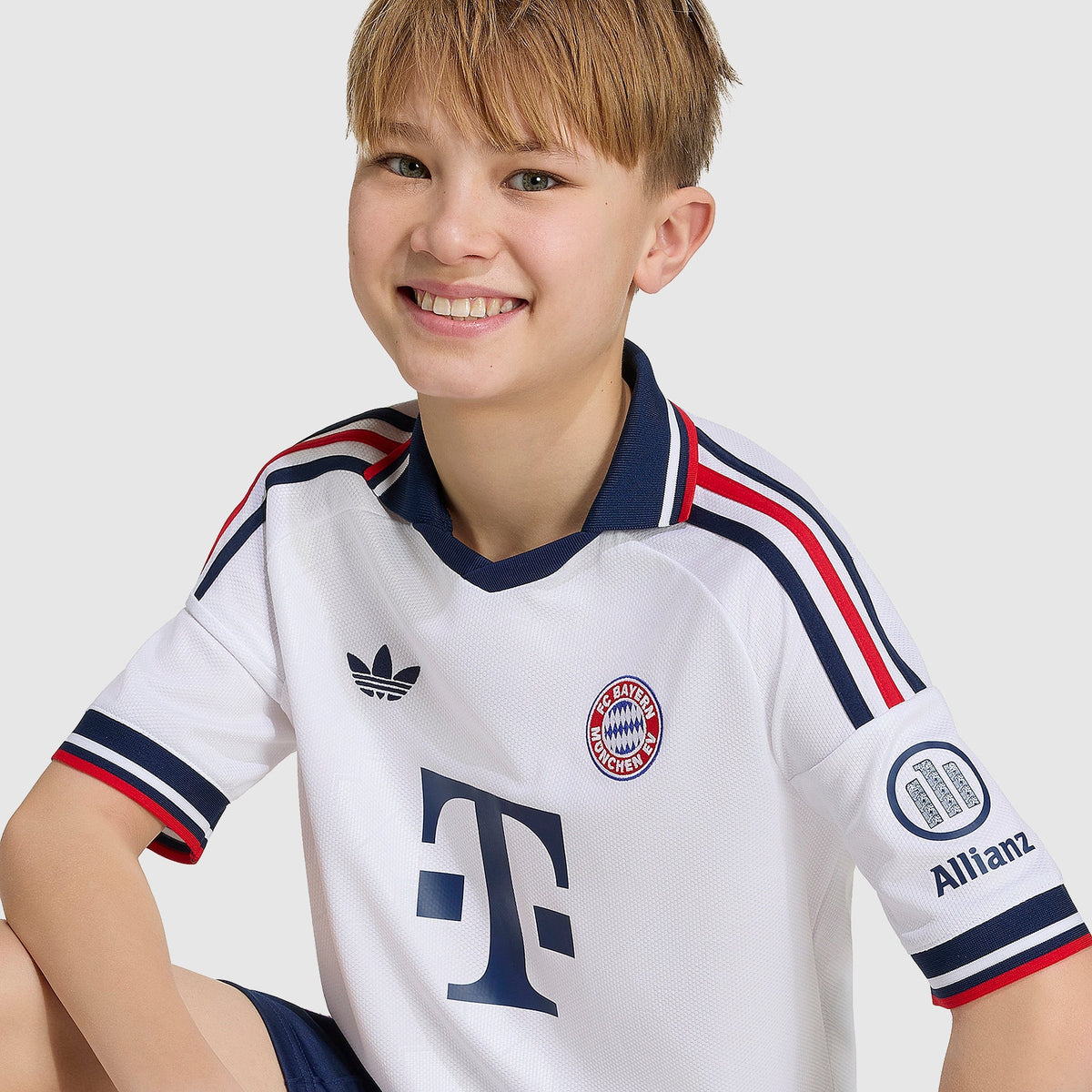 Bayern Monaco 26/27 Trasferta - Kit Bambini
