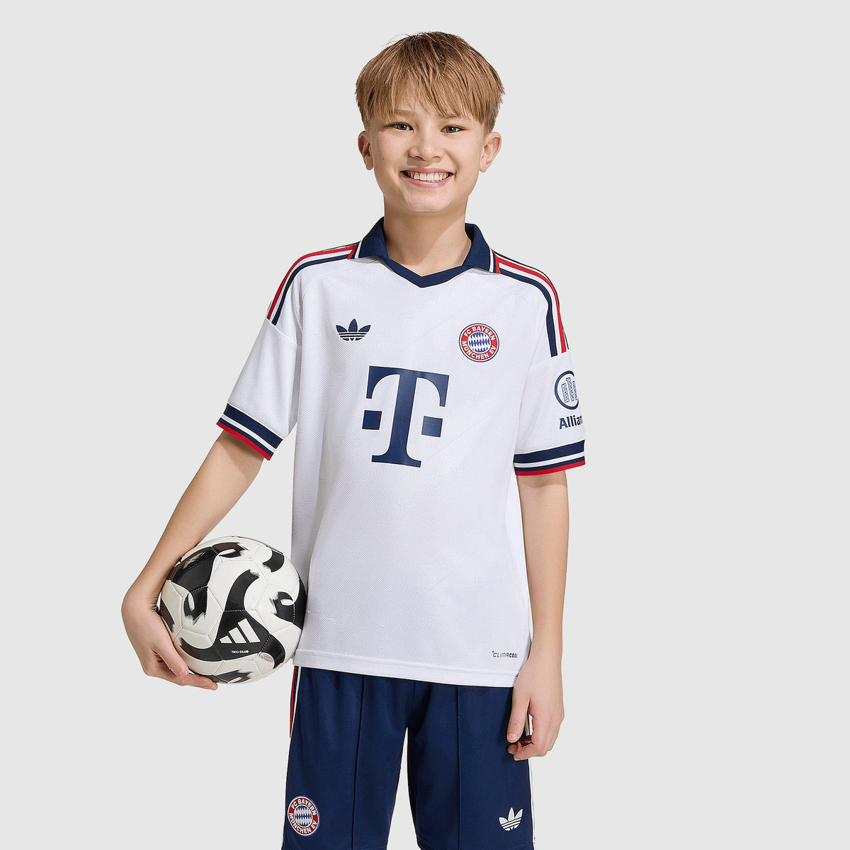 Bayern Monaco 26/27 Trasferta - Kit Bambini