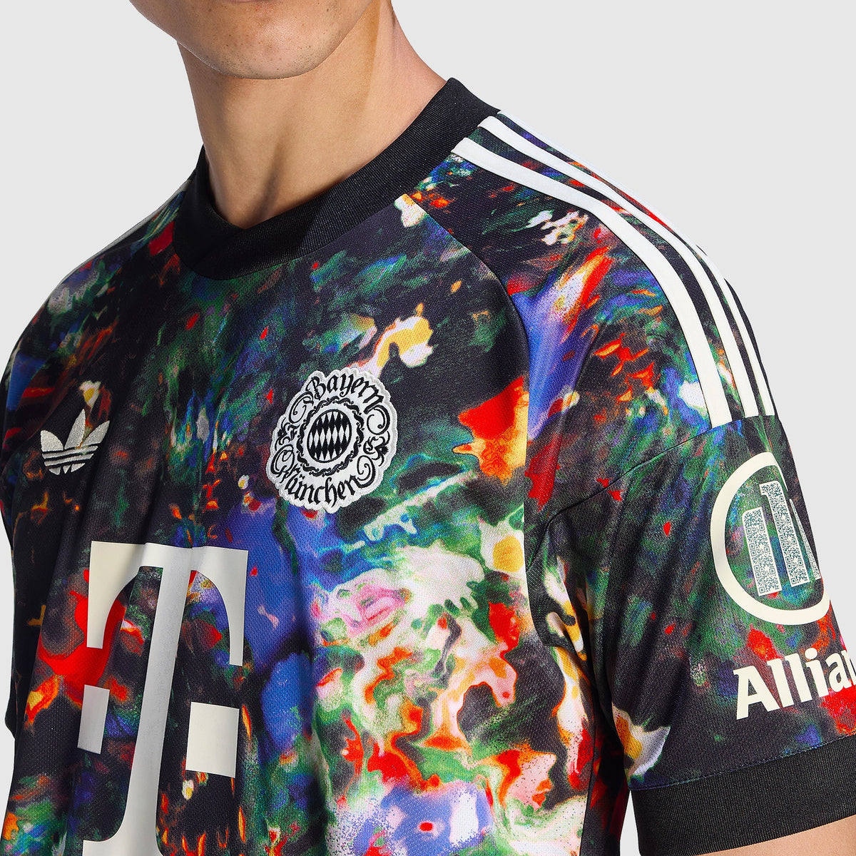 Bayern Monaco 26/27 Home - Wiesn Special Edition - Versione Tifoso