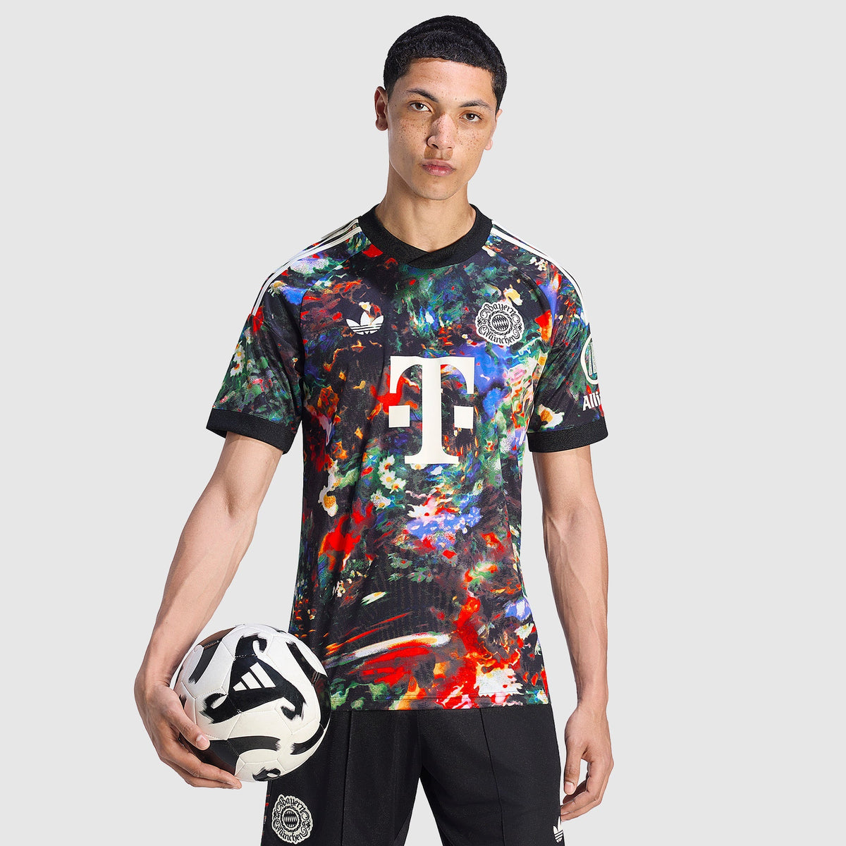 Bayern Monaco 26/27 Home - Wiesn Special Edition - Versione Tifoso