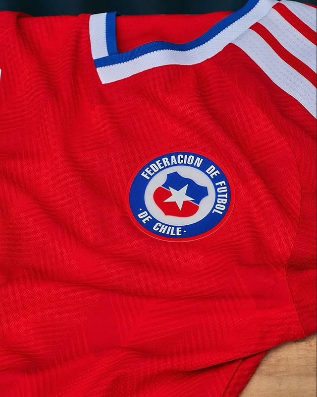 Chile 26/27 Home - Fan Version - image 2