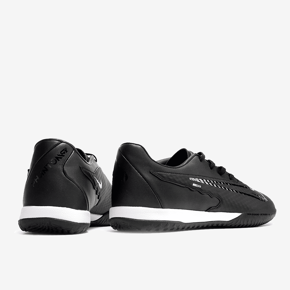 Football Boot Nike Phantom GX Academy Futsal