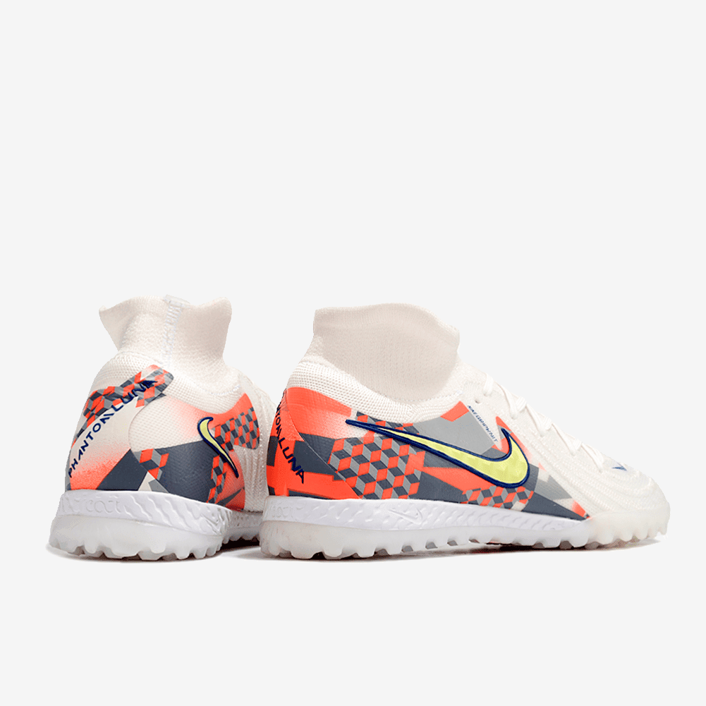 Football Boot Nike Phantom Luna 2 Pro Society