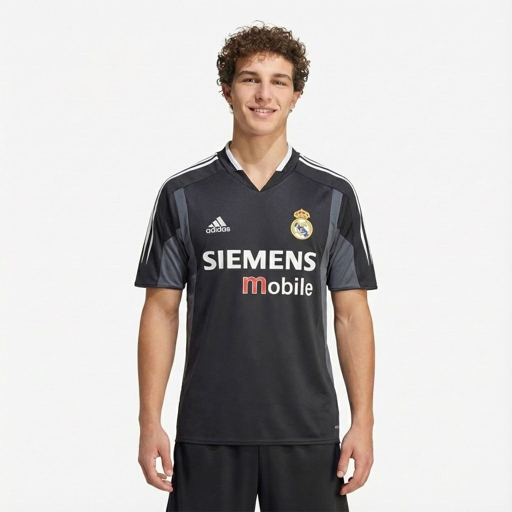 Maglia retrò Real Madrid 2004/05 da trasferta