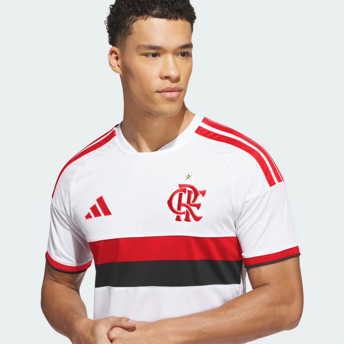 Flamengo 2026/27 away jersey - crest detail