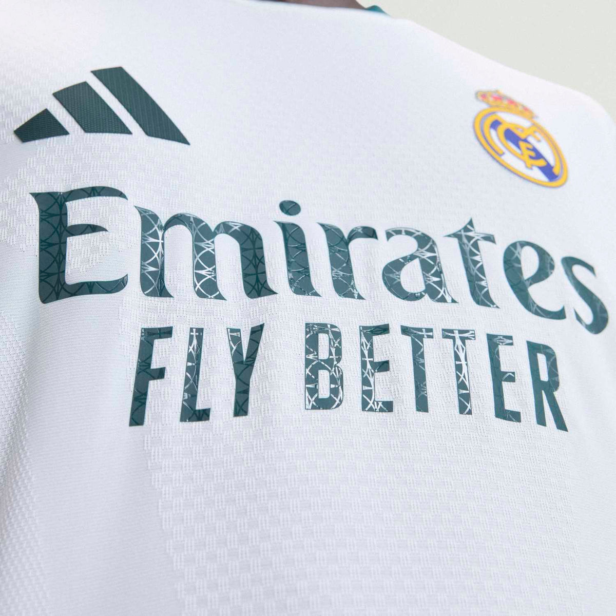 Real Madrid 26/27 Home - Long Sleeve Player Version - 12