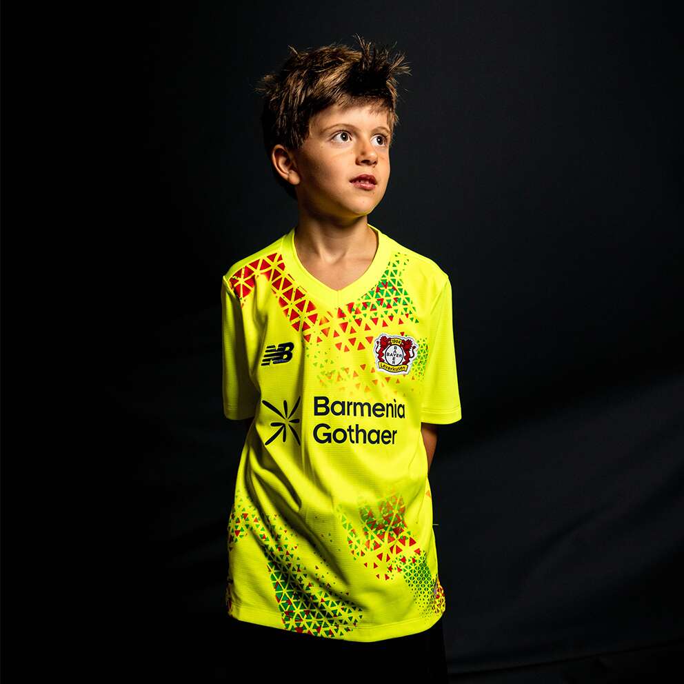 Bayer Leverkusen 26/27 Goalkeeper Home - Kids Kit