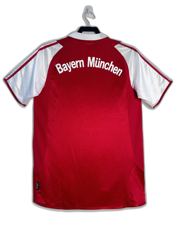 Prima maglia home del Bayern Monaco 03/04 - Versione retro