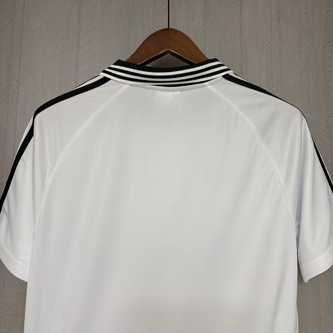 Besiktas 96/97 home retro jersey - back collar