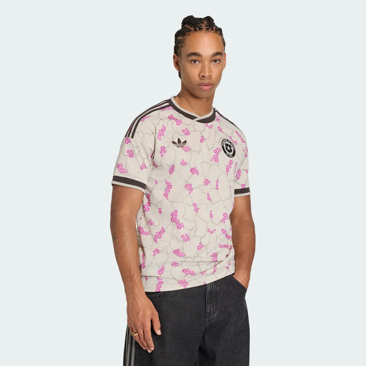 Chile 26/27 Away - Fan Version - image 1