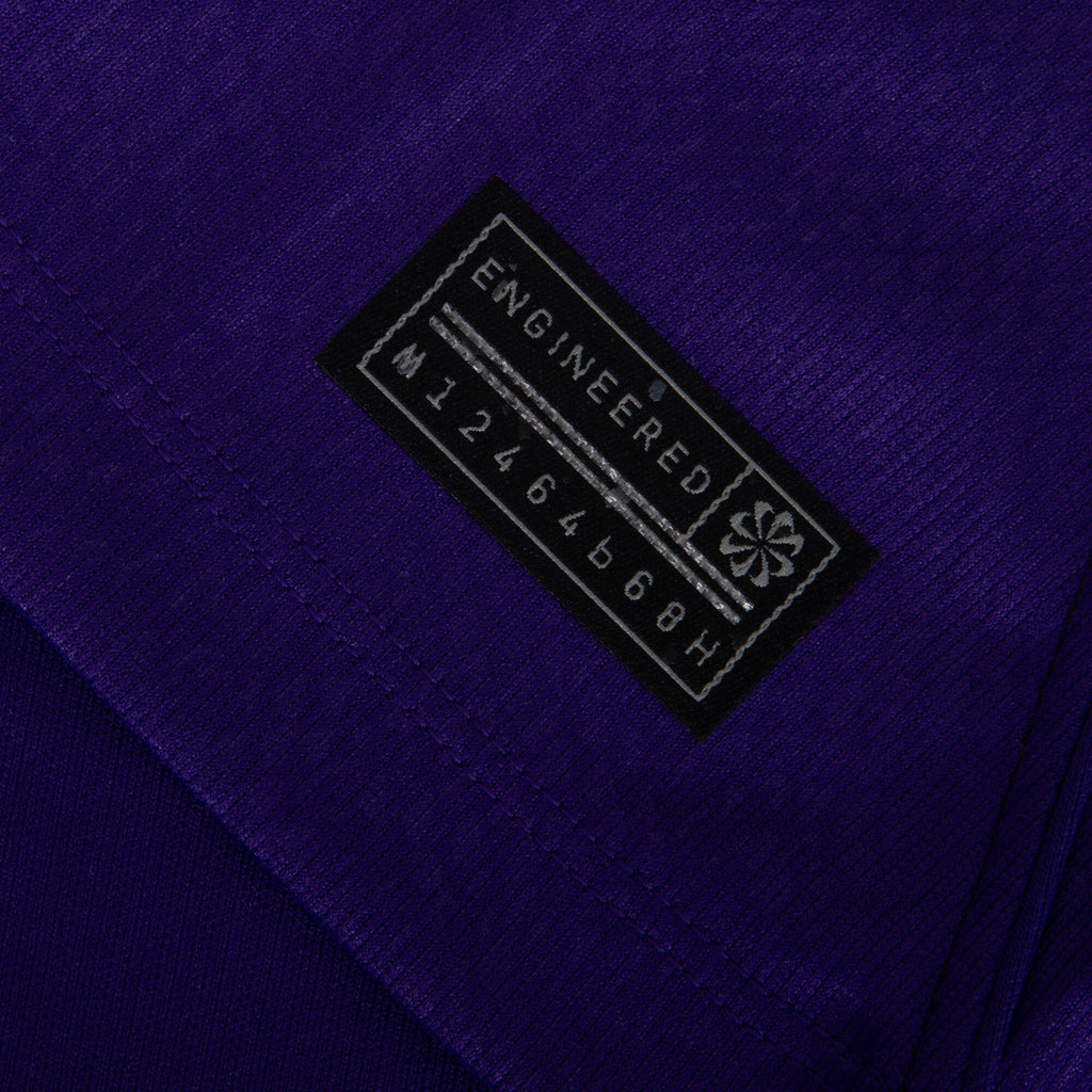 Barcelona 26/27 Away Women's Jersey - engineered hem label detail