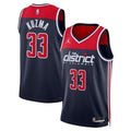 Camiseta NBA Edición Statement 2023 de Kyle Kuzma de los Washington Wizards Unisex - Azul Marino