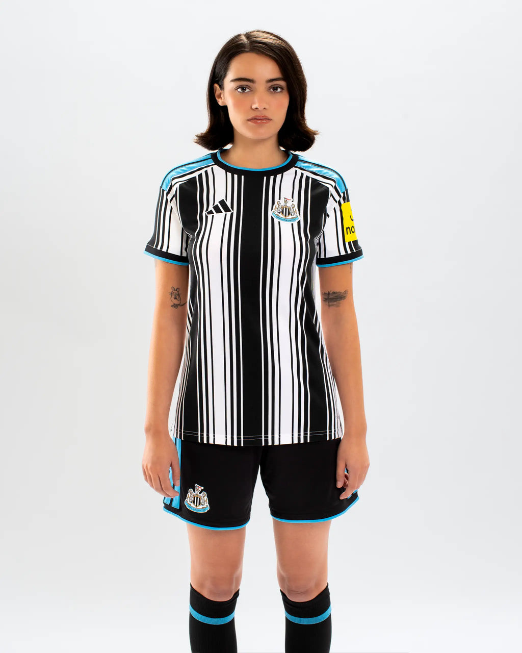 Newcastle 26/27 Home - Donna
