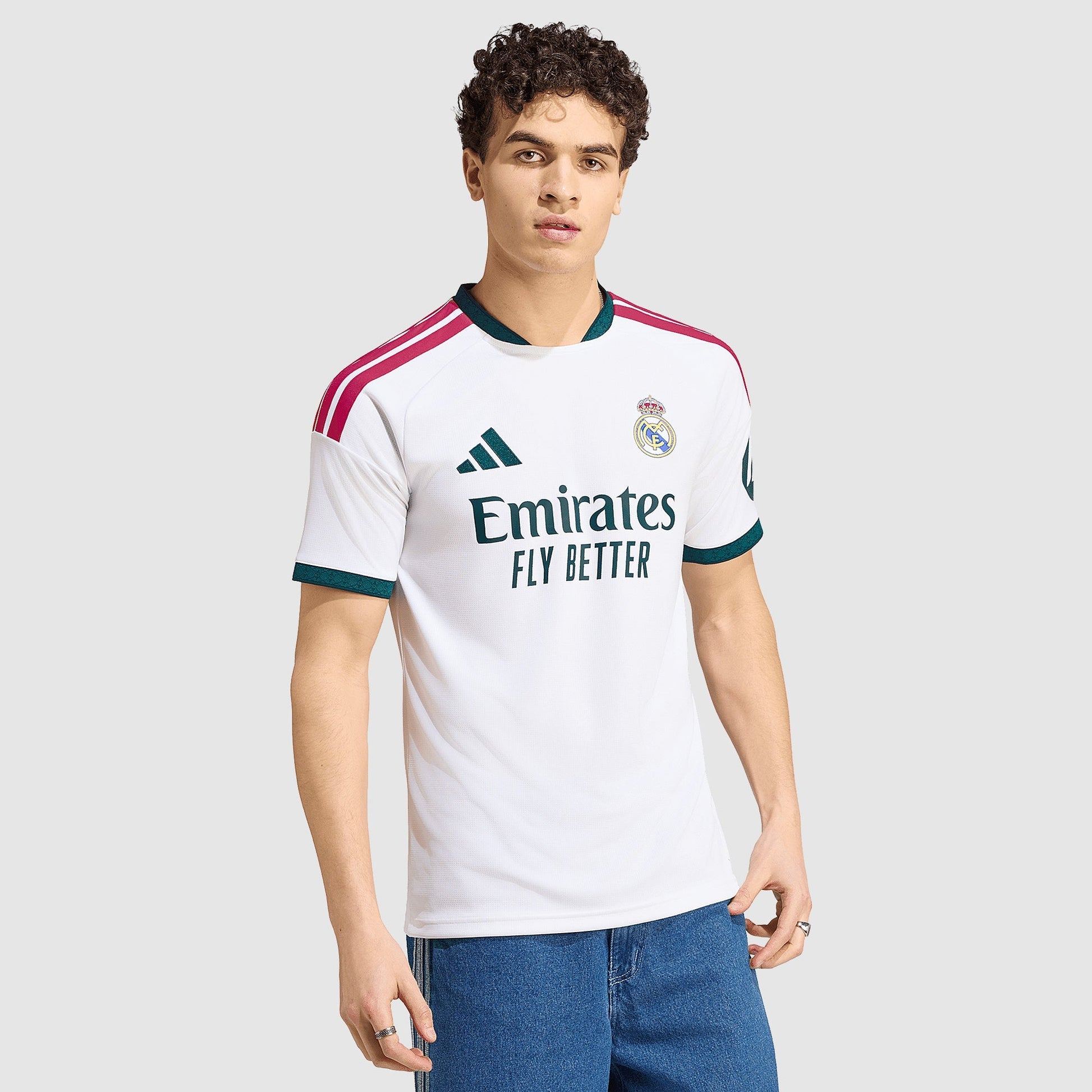 Real Madrid 2026/27 Home Men's Fan Jersey — View 2