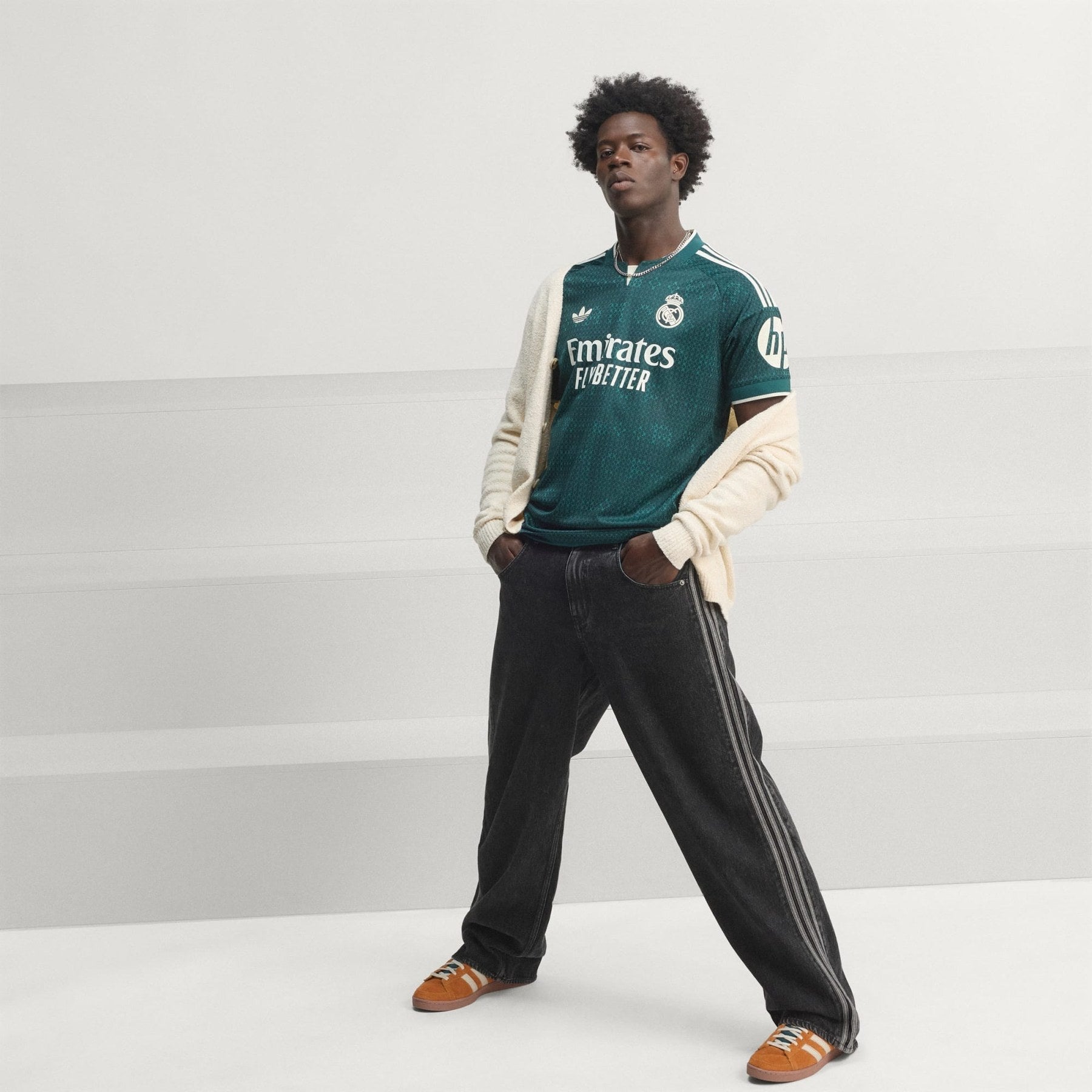 Real Madrid 2026/27 Away Men's Player Jersey - View 4
