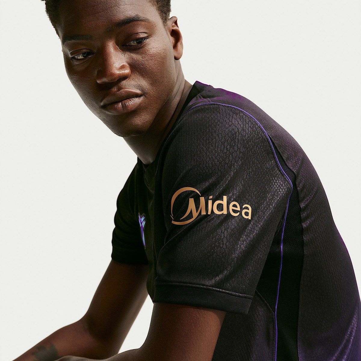 Barcelona 2026/27 Away Men's Fan Jersey — View 4