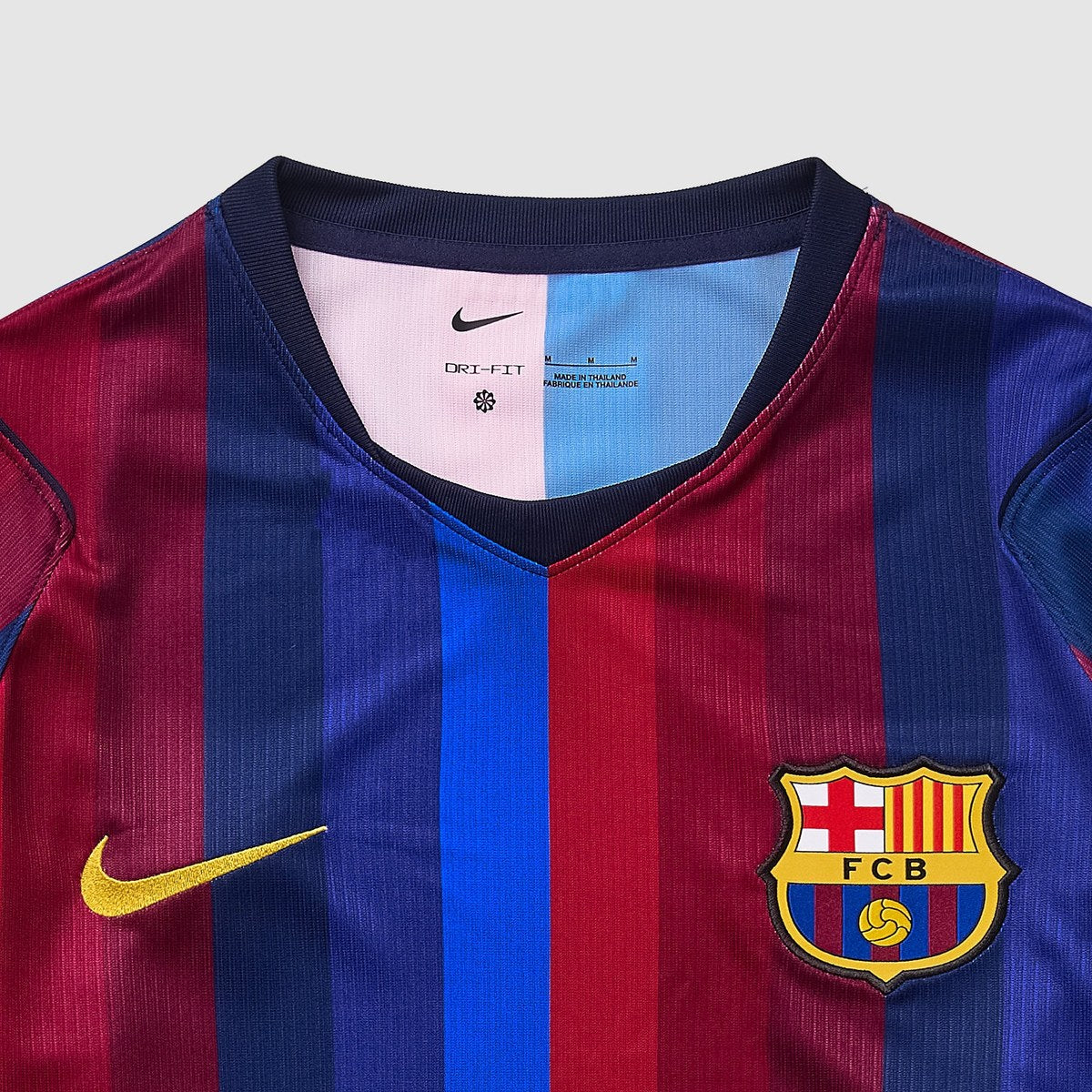 Barcelona 2026/27 Home Men's Fan Jersey — View 3
