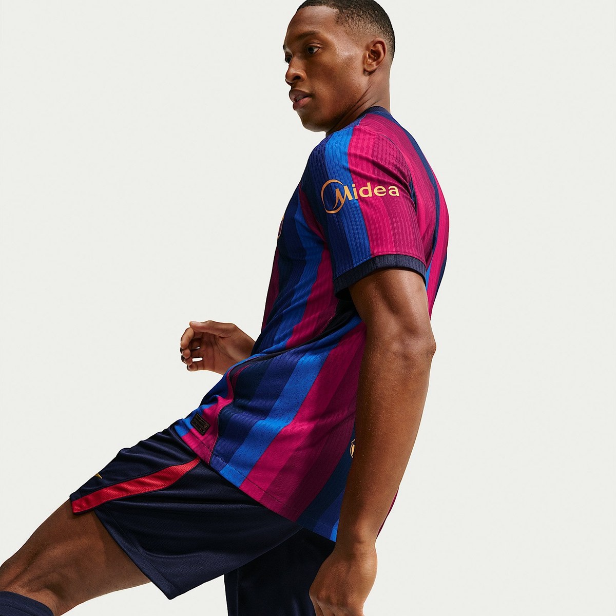 Barcelona 2026/27 Home Men's Player Jersey — View 4