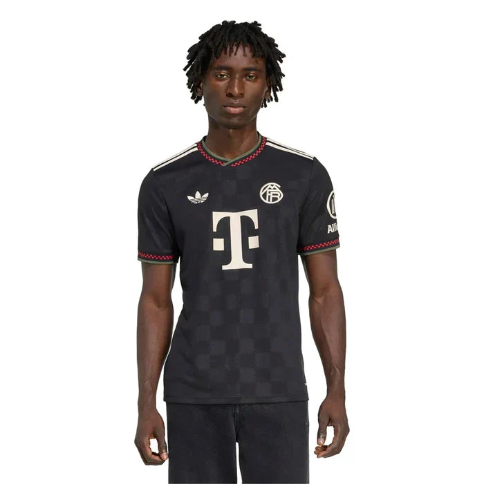 Terza maglia Bayern Monaco 25/26 - Versione Tifoso